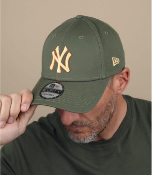 casquette NY vert jaune Casquette Colour Ess 940 NY olive